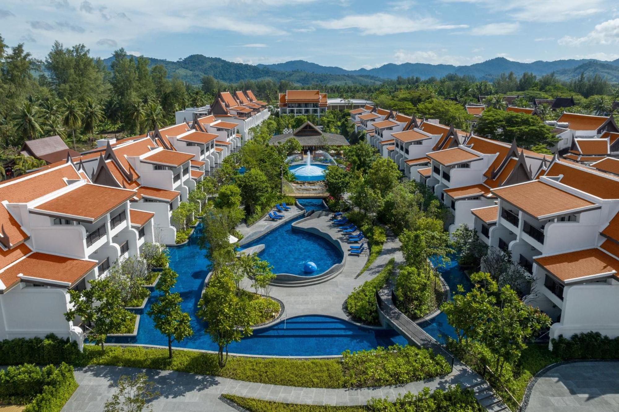 Jw Marriott Khao Lak Resort And Spa Exterior foto The Village, Hua Hin